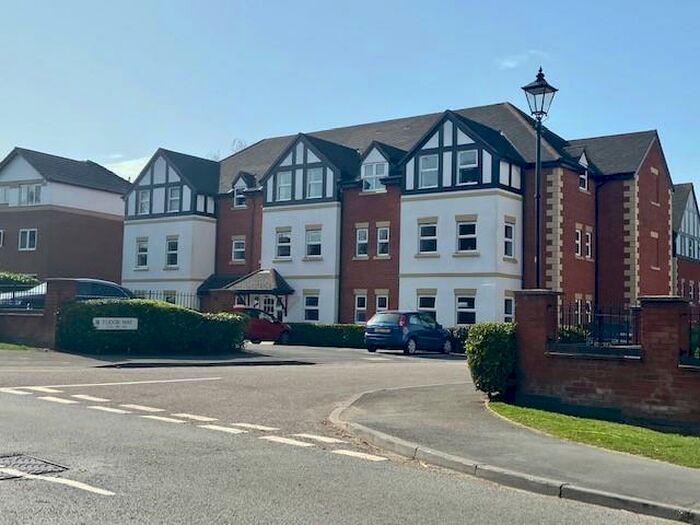 1 Bedroom Apartment To Rent In Tudor Way, Sutton Coldfield, West Midlands, B72