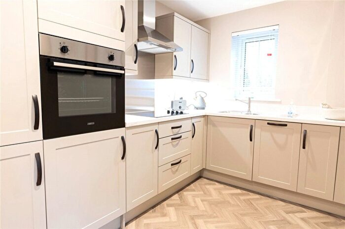 1 Bedroom Flat To Rent In Whitbarrow Road, Lymm, Cheshire, WA13