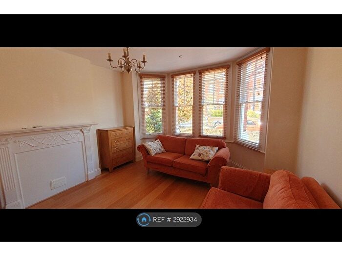 4 Bedroom Flat To Rent In Ealing Common, London, W5