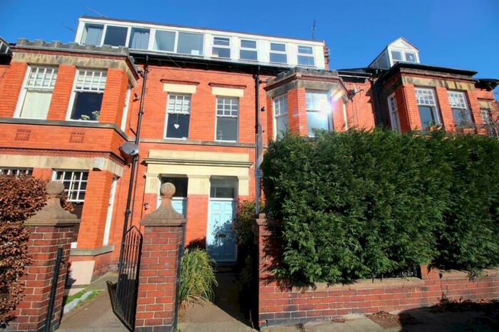 1 Bedroom Flat To Rent In Tankerville Place, Jesmond, Newcastle Upon Tyne, NE2