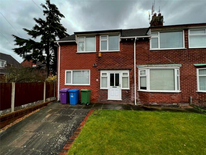 4 Bedroom Semi-Detached House To Rent In Camphill Road, Liverpool, Merseyside, L25