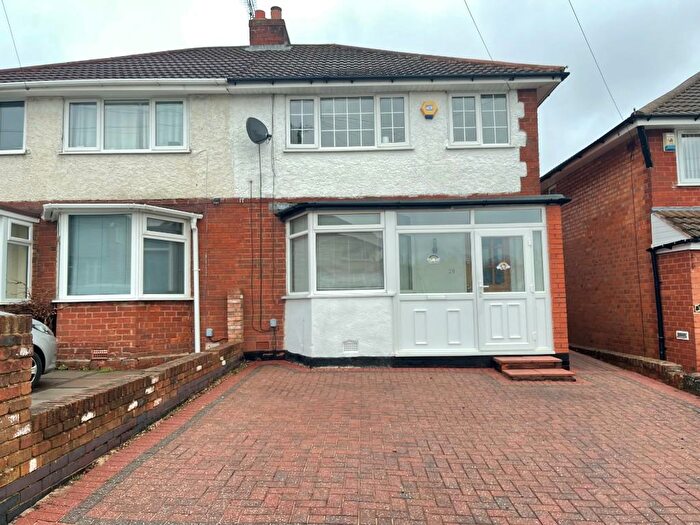 3 Bedroom Semi Detached House To Rent In Sladepool Farm Road, Birmingham, B14