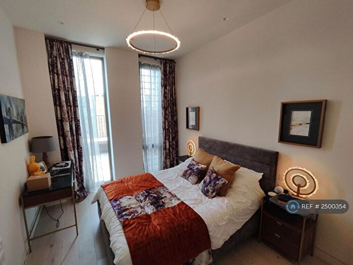 2 Bedroom Flat To Rent In City Road, London, EC1V