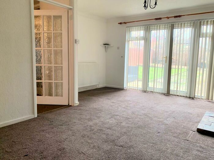 2 Bedroom End Of Terrace House To Rent In Windsor Street, Beeston, NG9