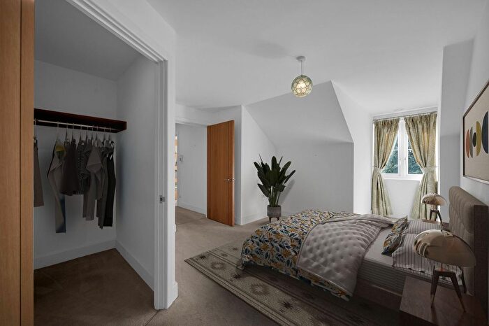 1 Bedroom Flat For Sale In St. Pauls Cray Road, Chislehurst, BR7