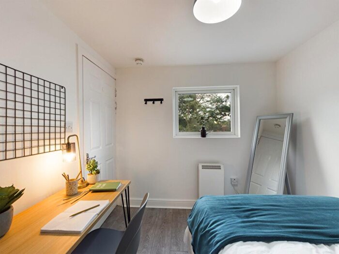 6 Bedroom House To Rent In Ossory Street, M14