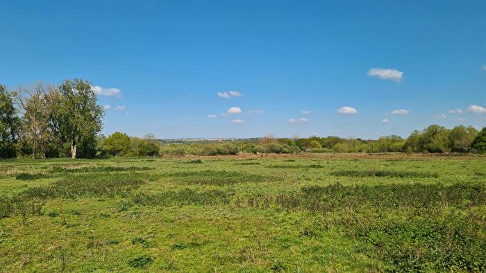 House For Sale In Foxburrow Hill, Bramley, Guildford, GU5