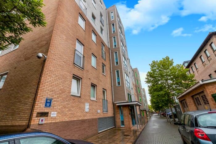 1 Bedroom Property To Rent In Warren Close, Cambridge, CB2