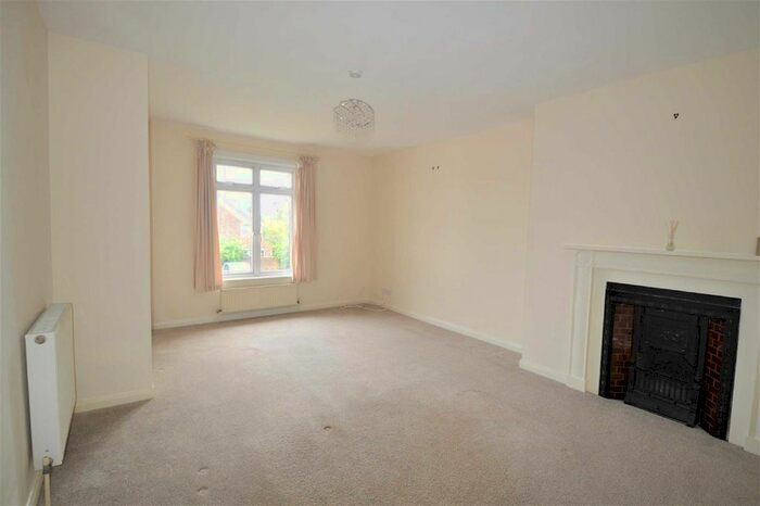 1 Bedroom Flat To Rent In New Town, Uckfield, TN22
