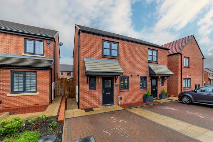 2 Bedroom Semi-Detached House For Sale In Woodbury Grove, Cramlington, NE23