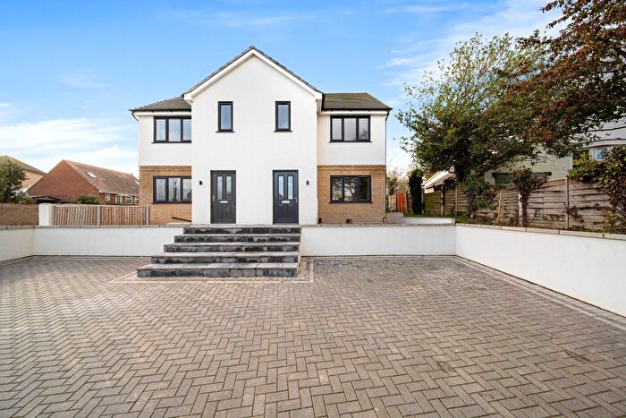 4 Bedroom Semi Detached House For Sale In Whitehill Lane, Gravesend, Kent, DA12