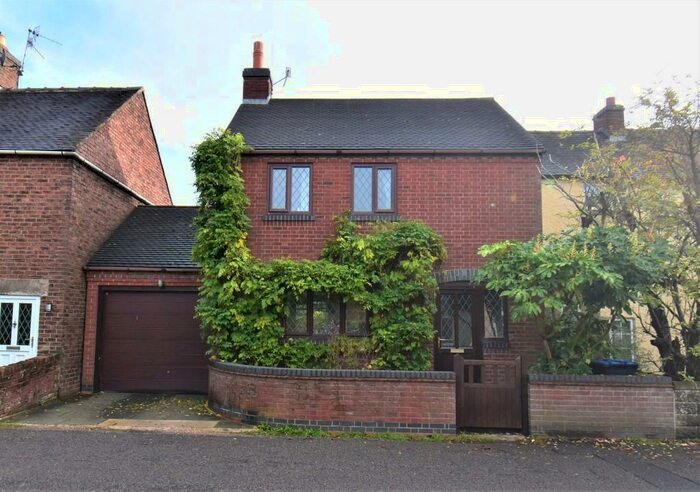 3 Bedroom Detached House For Sale In Green Lane, Ashbourne, DE6