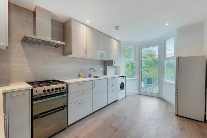 4 Bedroom Terraced House To Rent In Gosterwood Street, Deptford, London, SE8