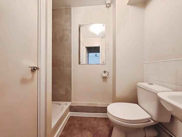 1 Bedroom Flat To Rent In Boxford Ridge, Bracknell, RG12