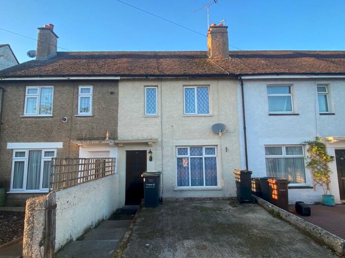 3 Bedroom Terraced House To Rent In Preston Road, Northfleet, Gravesend, Kent, DA11