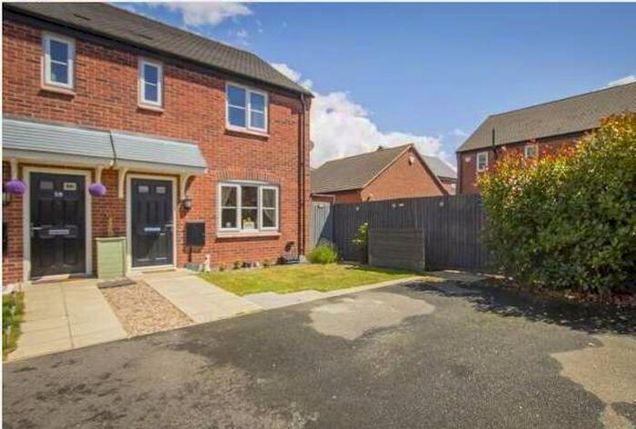 3 Bedroom Semi-Detached House To Rent In Kimbolton Way, Boulton Moor, DE24