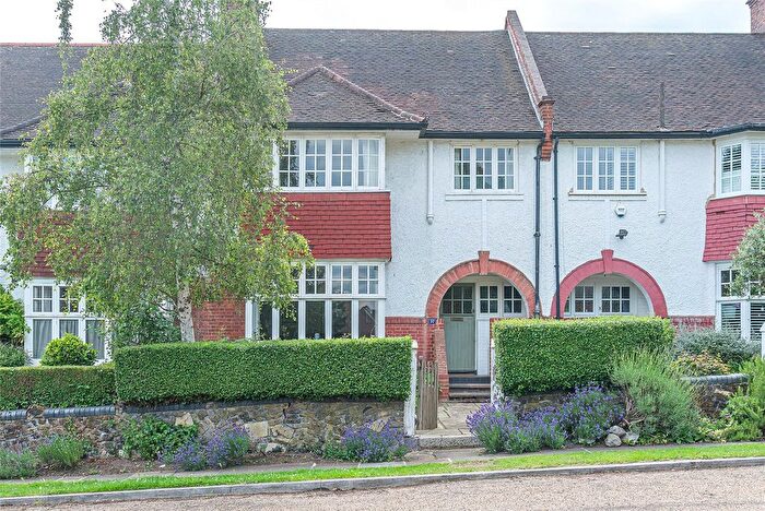 5 Bedroom Detached House For Sale In Rookfield Avenue, London, N10