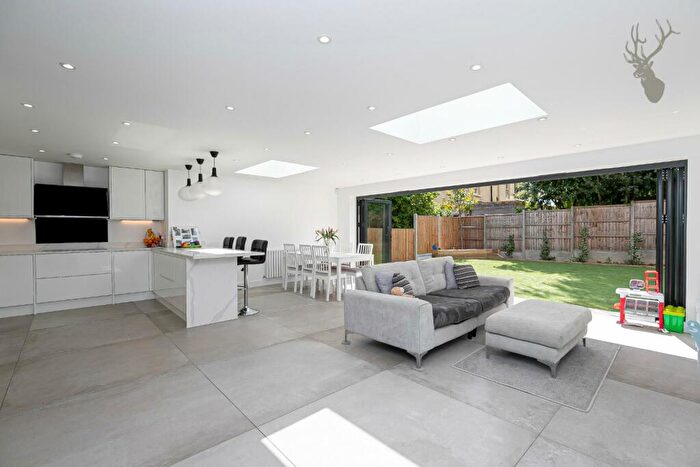 4 Bedroom Semi-Detached House To Rent In Blackacre Road, Theydon Bois, Epping, Essex, CM16