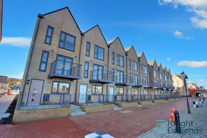 Studio To Rent In Quarterdeck Walk, Chatham, ME4