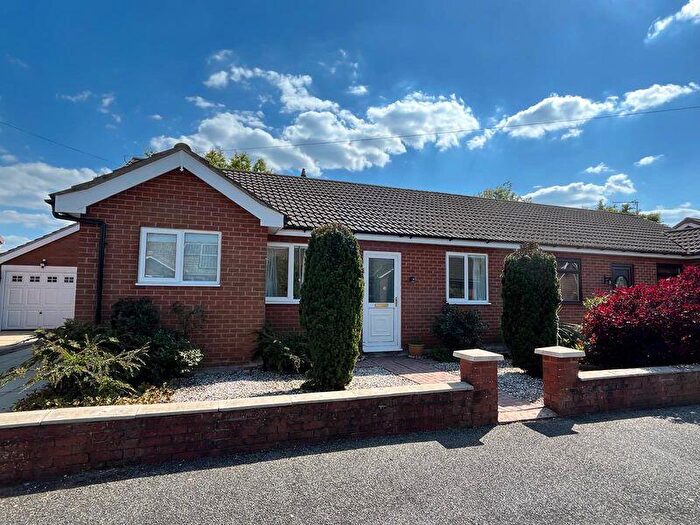 2 Bedroom Semi-Detached Bungalow For Sale In Wilson Close, Tarleton. Preston, PR4