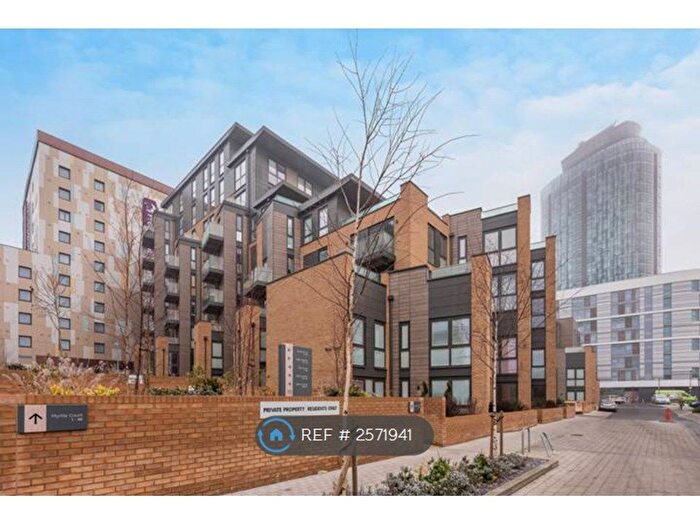 2 Bedroom Flat To Rent In Baltic Avenue, Brentford, TW8