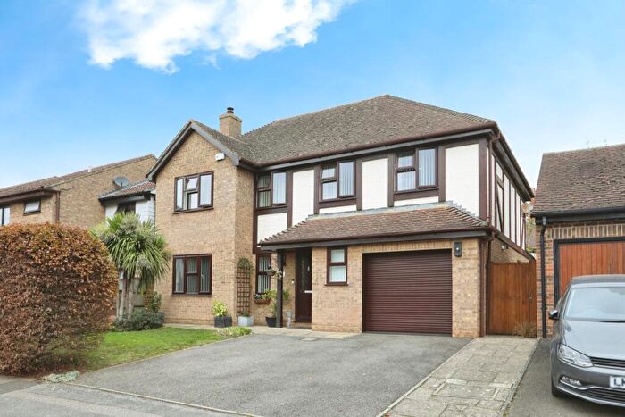 4 Bedroom Detached House For Sale In Henley Fields, Weavering, Maidstone, Kent, ME14