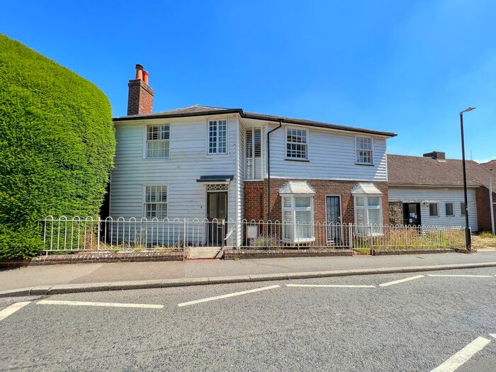 3 Bedroom Mews House To Rent In Hartfield Road, Forest Row, RH18