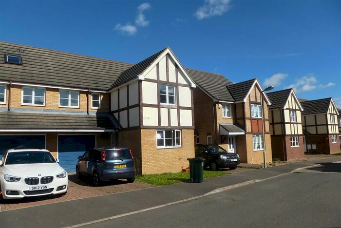 3 Bedroom Property To Rent In Acorn Close, Kingsnorth, Ashford, TN23