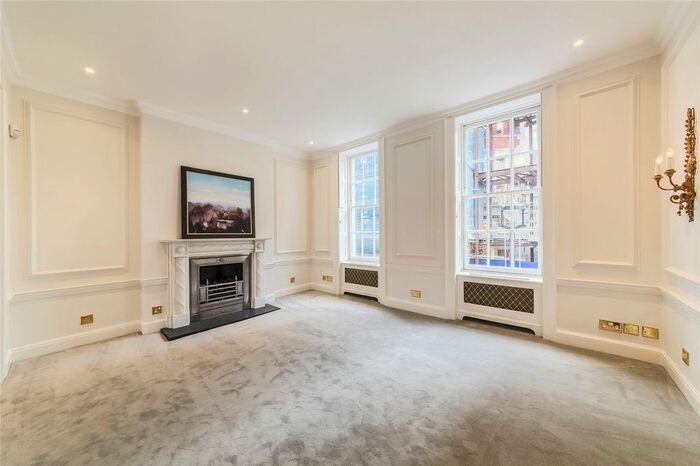 4 Bedroom Terraced House To Rent In Stafford Place, St James Park, London, SW1E