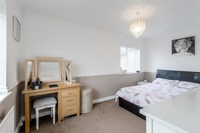 2 Bedroom Semi-Detached House For Sale In Chatsworth Drive, Gleneagles, Wellingborough, NN8