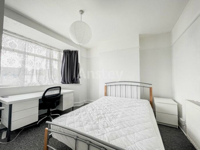 4 Bedroom Terraced House To Rent In Burgess Road, Southampton, SO16