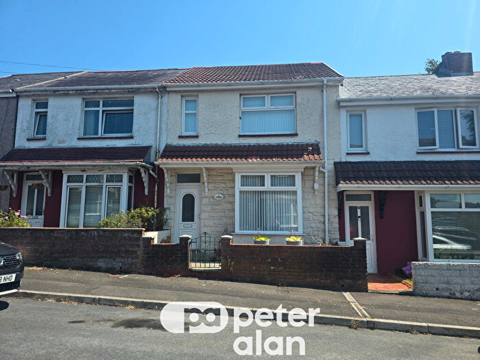 2 Bedroom House To Rent In Beattie Street, Swansea, SA5