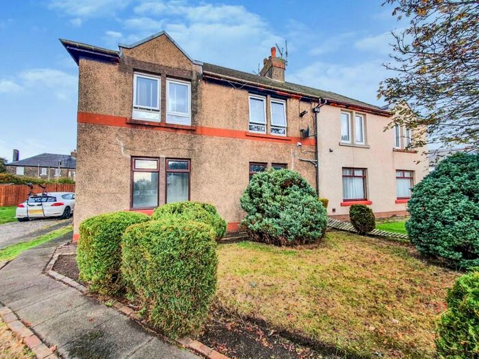 2 Bedroom Flat To Rent In Institution Street, KY8