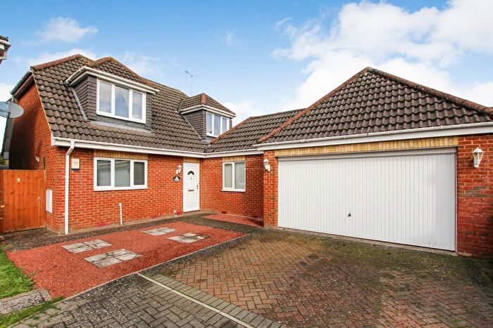 3 Bedroom Detached House For Sale In Leighton Road, Hockliffe, Leighton Buzzard, LU7