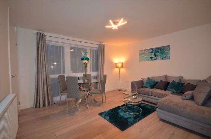 1 Bedroom Ground Flat To Rent In Lockier Walk, Clarendon Gardens, Wembley, HA9