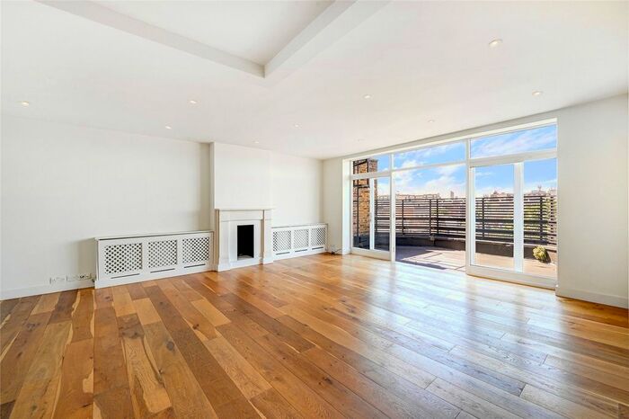 3 Bedroom Flat To Rent In Lennox Gardens, London, SW1X