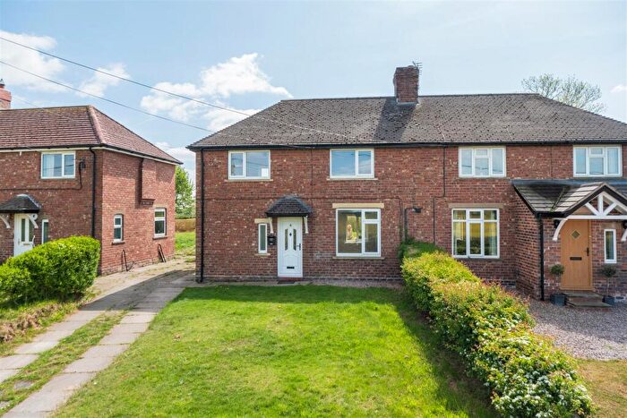 3 Bedroom Semi-Detached House For Sale In Whalley Drive, Rushton, CW6