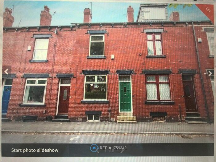 3 Bedroom Terraced House To Rent In Grove Road, Leeds, LS15