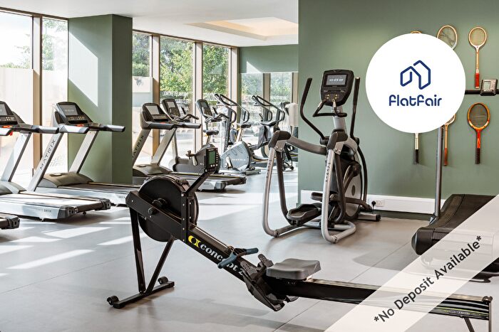 1 Bedroom Apartment To Rent In Sweet Street, Leeds, West Yorkshire, LS11