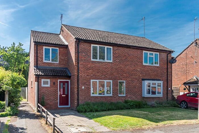 3 Bedroom Semi-Detached House For Sale In Mill Gardens, Tring, HP23