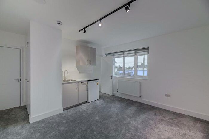 Property To Rent In Great Cambridge Road, Waltham Cross, EN8