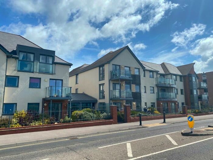 1 Bedroom Apartment To Rent In Anchorage Court, Marine Parade East, Lee On The Solent, Hampshire, PO13
