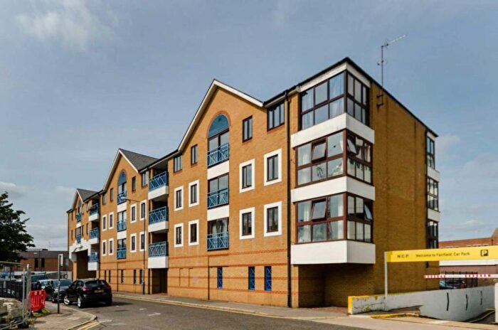 2 Bedroom Flat To Rent In Lady Booth Road, Kingston Upon Thames, KT1