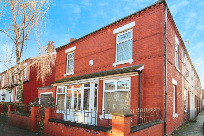 3 Bedroom End Of Terrace House To Rent In Arthur Street, Stockport, Greater Manchester, SK5