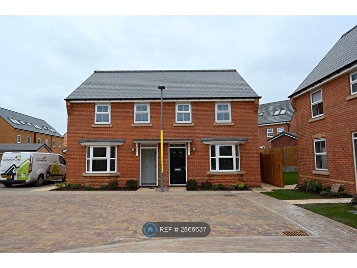 3 Bedroom Semi Detached House To Rent In Atlantic Avenue, Milton Keynes, MK10