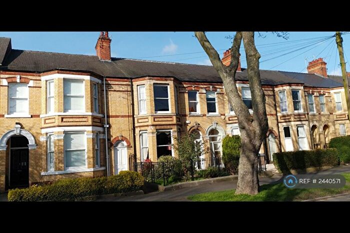 1 Bedroom Flat To Rent In Princes Avenue, Hull, HU5