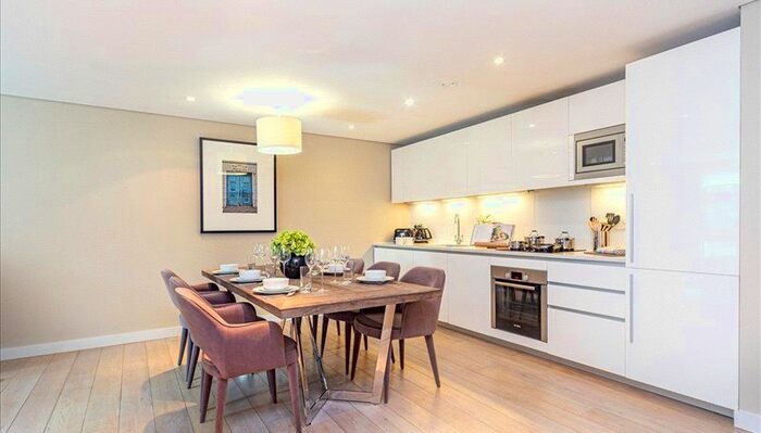 3 Bedroom Property To Rent In Merchant Square East, Paddington, London, W2