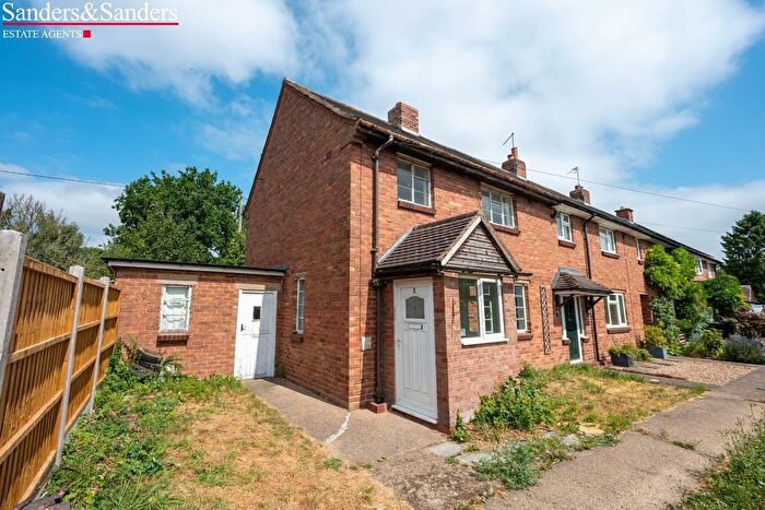 3 Bedroom Terraced House For Sale In Haselor, Alcester, B49