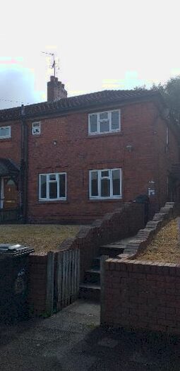 3 Bedroom Semi-Detached House To Rent In Hillside Road, Dudley, DY1