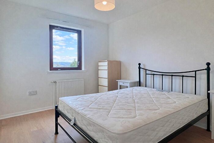 2 Bedroom Flat To Rent In Eildon Terrace, Inverleith, Edinburgh, EH3